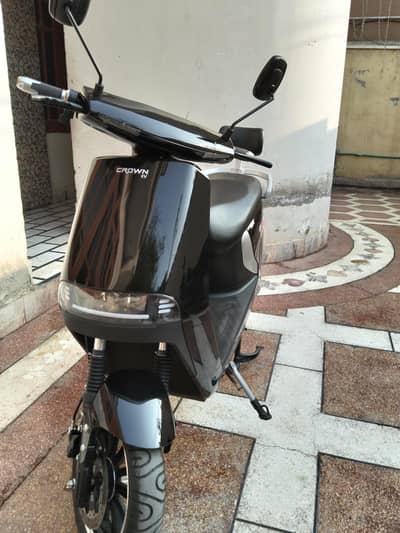 crown t20plus Scoty urgent sale