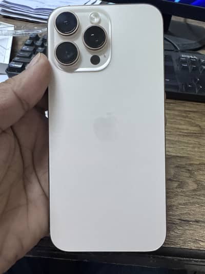 iPhone 16 Pro Max 256GB 98% Battery desert titanium