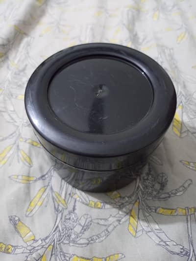 Beautifull Plastic Jars for Sale (Cosmetics / Creams)