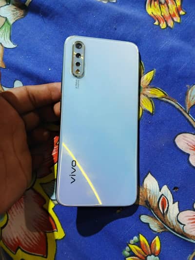 Vivo S1 condition all ok with box ha face lock bhe ok ha