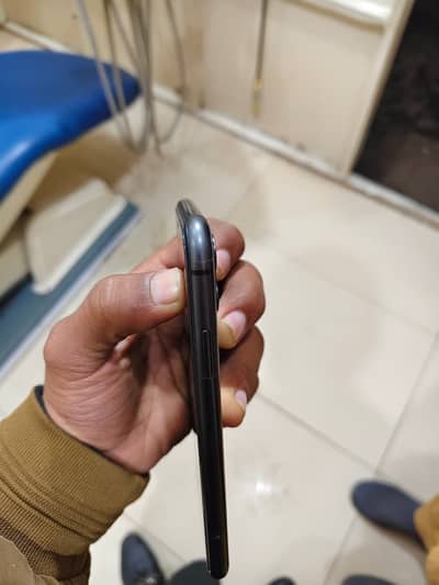 I phone 11 jv for sale