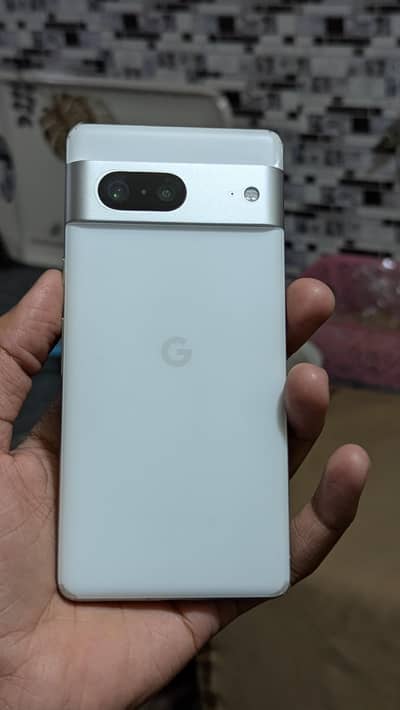 Google pixel 7 8GB RAM 128 GB Storage Finger in display Face lock ok