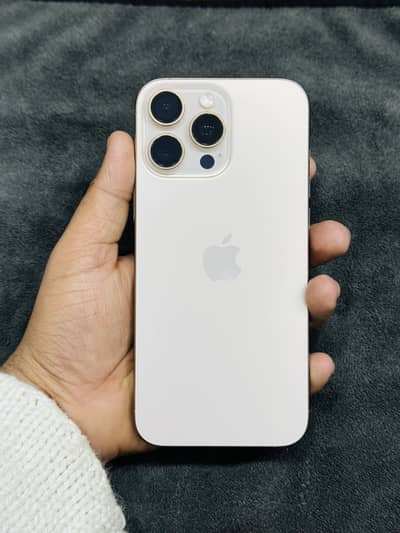 Apple i phone 16 pro Max jv