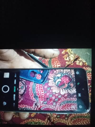 10/10 all ok no box no charger only 4+4-64ok