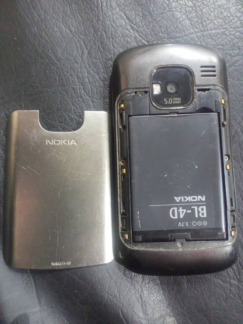 Nokia E5 2