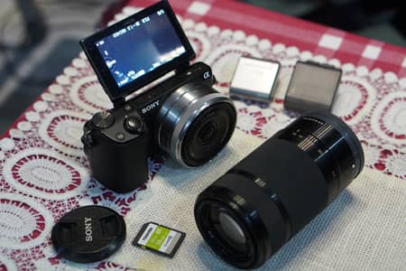 SONY E-mount Camera NEX-5R + 55-210 zoom lens