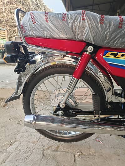 honda CD70 25/26 Model 2100 Kilo Matter Use hain