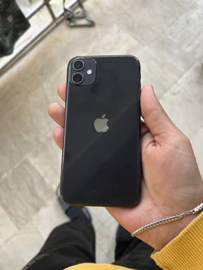 Iphone 11 non factory unlock up for sale water pack 10/9