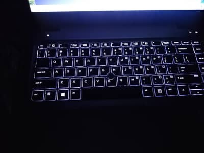 Hp 840 G3  Backlight keyboard chahiye koi sell krna chahiye