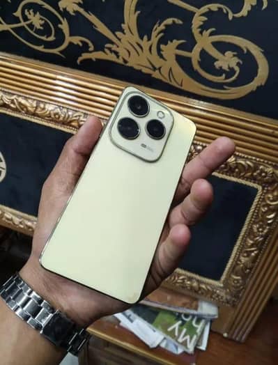 Infinix Hot 40 Pro 8+8/256GB Helio G99 Gaming Processor Full Box