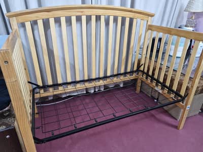 Baby cot for sale