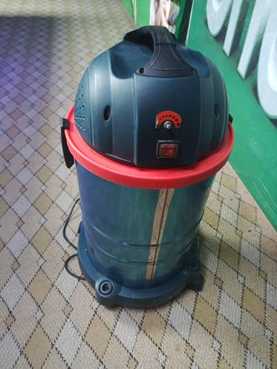Wet & Dry Vacuum Cleaner.