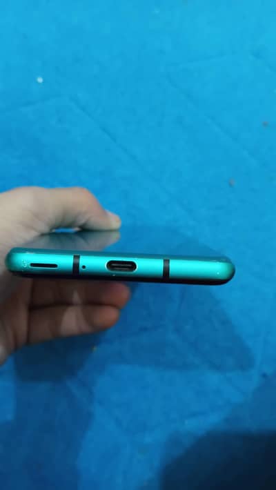 Aqous R3 best gaming phone