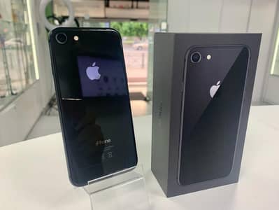iphone 8 128GB full box Whatsapp no 03222352063