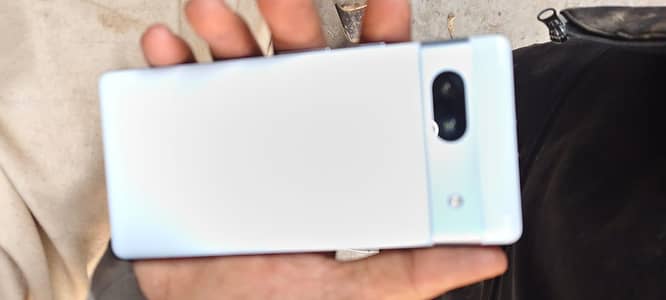 Google Pixel 7a – 8GB/128GB – Excellent Condition – 60,000