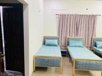 Hostel for boys in johar town lahore