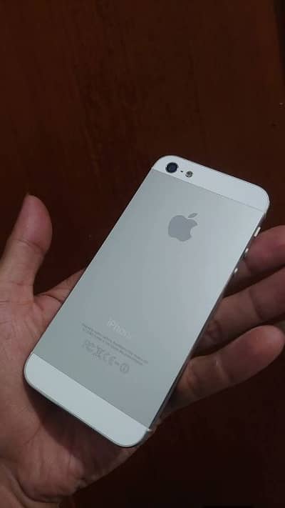 IPhone 5s 64GB PTA Approved My WhatsApp  03013564778 for sale