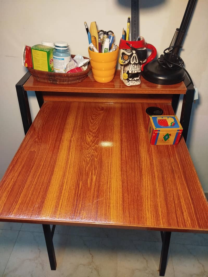 Computer/Writing Table 1