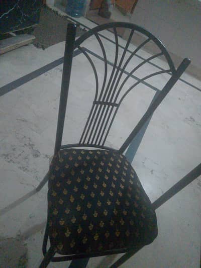 table chairs