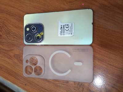 Infinix hot 40i full box 9. . . 10 condition