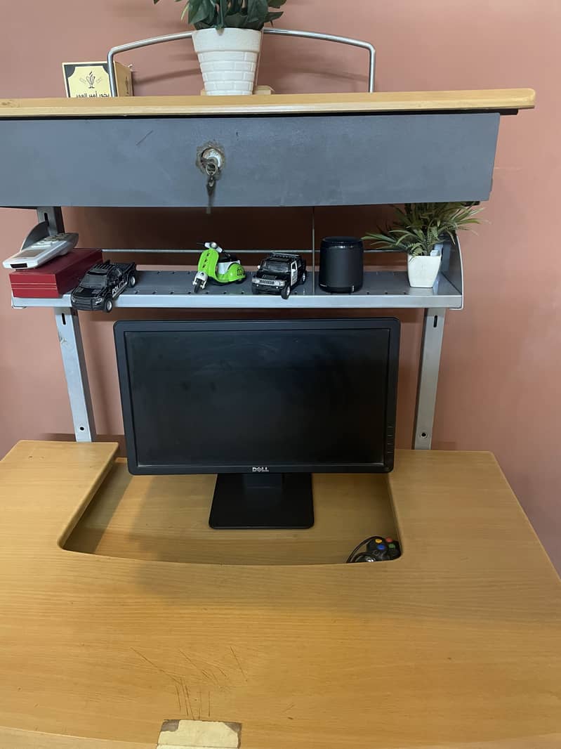 Computer Table/ study table 4