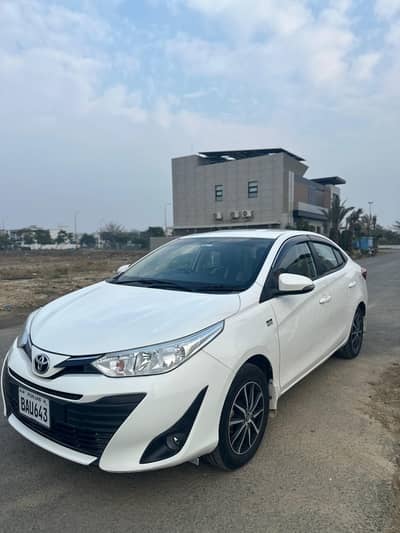 Toyota Yaris 1.3 ATIV CVT model 2021