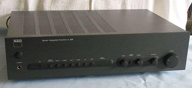 Nad C-320 Stereo Amplifier (Bose Sony Yamaha JBL Rotel)