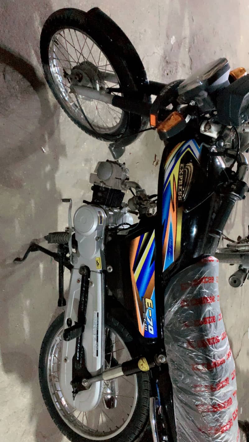 Express 2022 Model 3