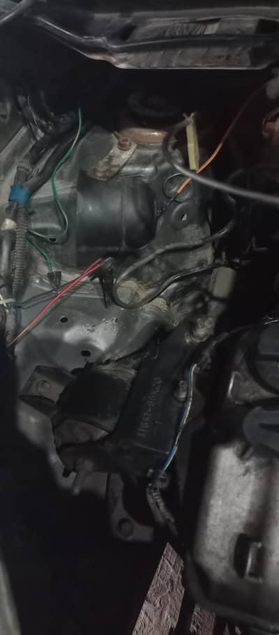 car sari shawar hai lift pillar bana howa front back non accident hai