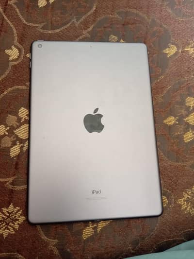 iPad 7 jeneration 32GB Rim all things ok finger not working
