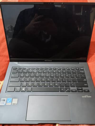 ASUS ZenBook UX3404 OLED i9 13th generation