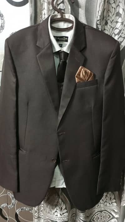 Three peice in light brown colour