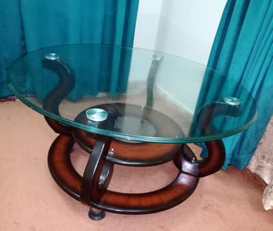 Elegant Wooden Table with Mirror – Excellent Condition
