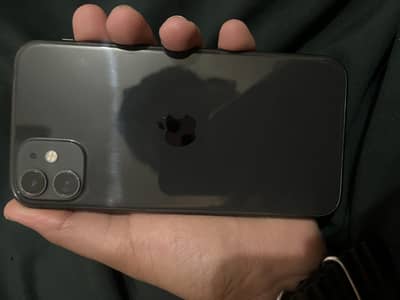 iphone 11.64Gb health 72 all okay