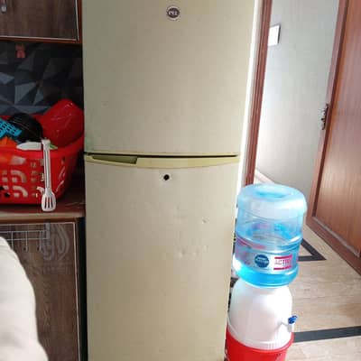 Pel medium size refrigerator on lowest rate fully working