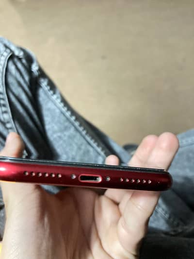 iPhone 11 red colour 64 gb good phone