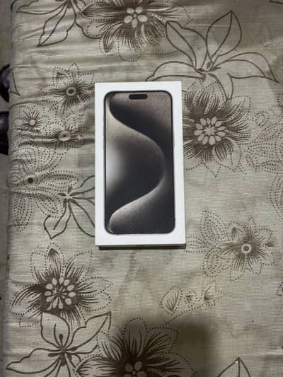 Apple iPhone 15 Pro Max | 256GB | Factory Unlocked