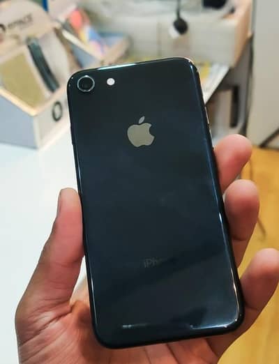 iphone 8 non pta 64GB  call (0313_050_7279)