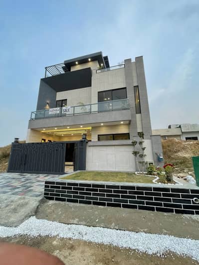8 Marla ( 30*60 Block E ) Single Unit Brand New Double Storey House Available. For Sale in Multi Gardens Islamabad