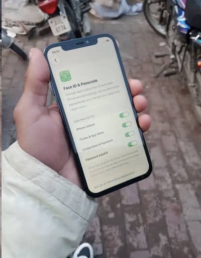 iPhone 12 pro factory unlock