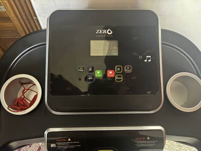 Besttt Treadmill 10 / 10