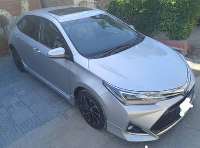 Toyota corolla altis grande