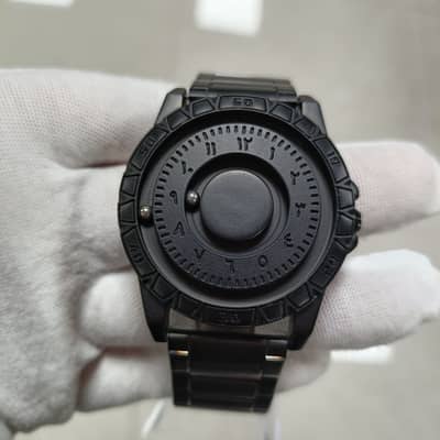 Black Aura Magnetic Watch | Minimalist Luxury Timepiece