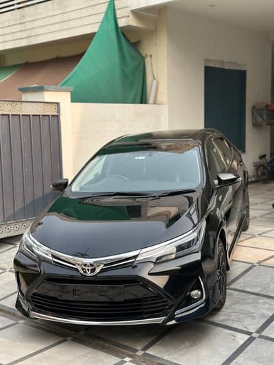TOYOTA COROLLA ALTIS GRANDEE 1.8