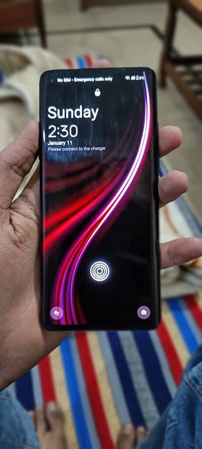 Oneplus 8 in clean condition for urgent sale