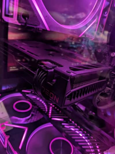 RX 6600 AMD Radeon 8Gb graphic card for sell