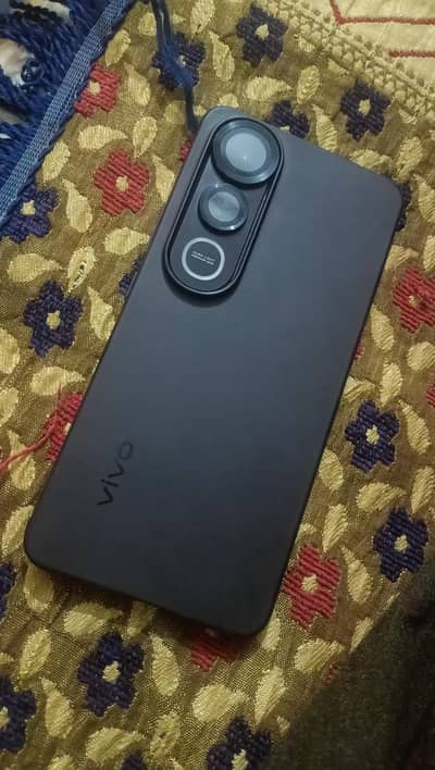 Vivo V50 lite 5G