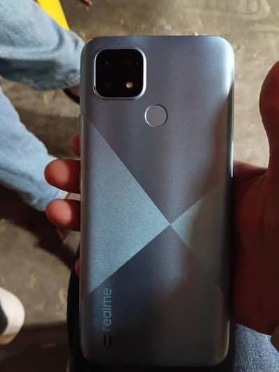 realme c21