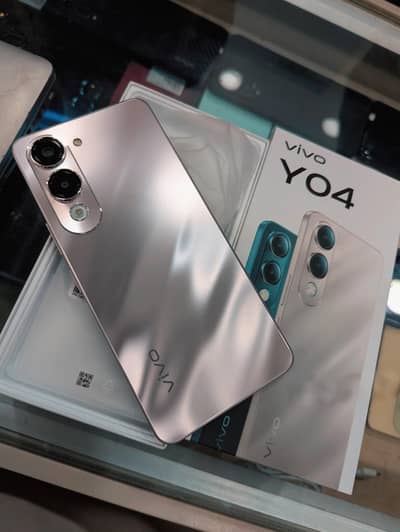 ViVO Y04 10/10