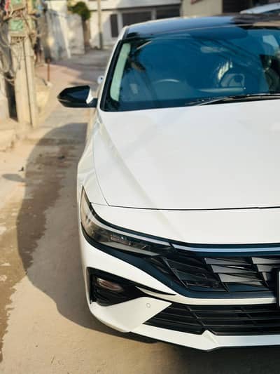 Hondai elntra brand new